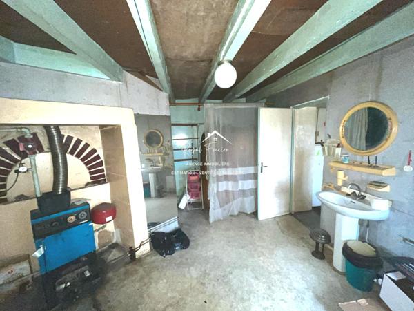 Maison ancienne à la campagne