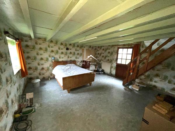 Maison ancienne à la campagne