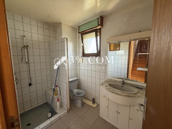 Maison 6 pièce(s) 2 chambre(s) 90 m²