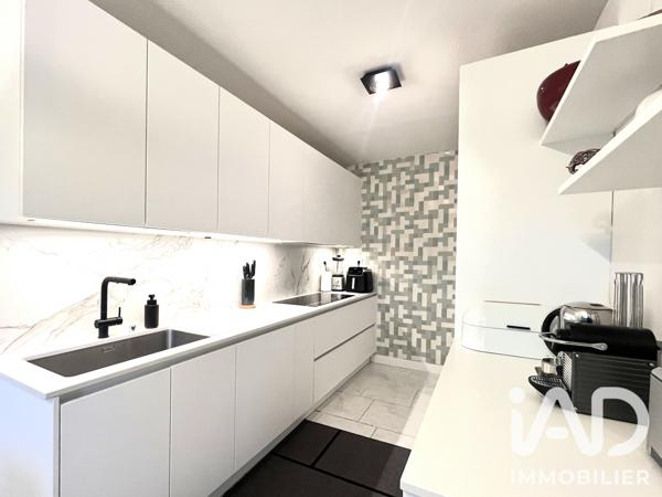 Location appartement 4 pièces 84,38 m² Bordeaux