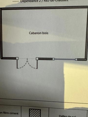 Maison à vendre 9 pièces MONTLUCON (03) sur terrain de 3600 m2 avec piscine et puits .