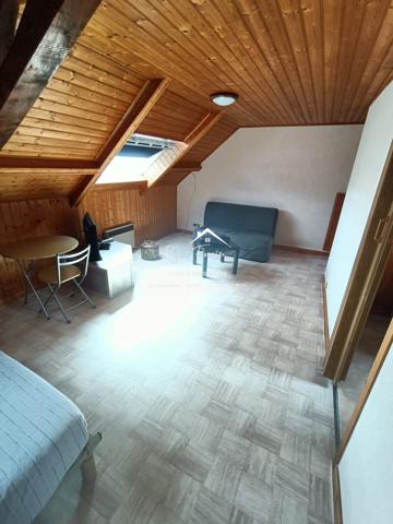 Bel immeuble dans un quartier calme