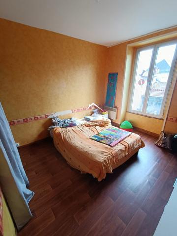 Bel immeuble dans un quartier calme