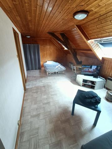 Bel immeuble dans un quartier calme