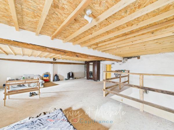 Maison à vendre 5 pièces AITON (73)