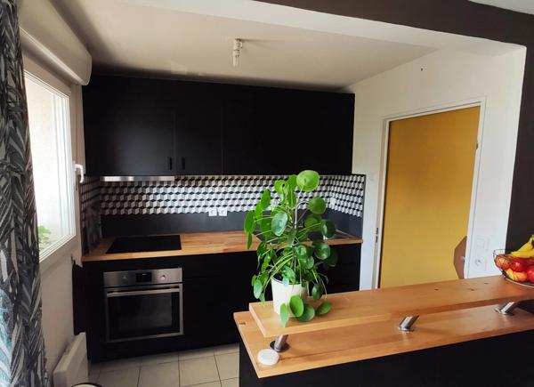 Location Appartement 2 pièces 47 m2 à Laon