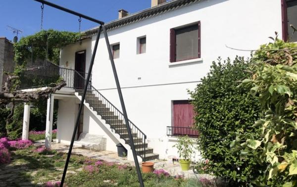 Vente Villa Proche centre ville à rafraîchir Saint-gilles