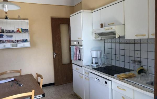 Vente Villa Proche centre ville à rafraîchir Saint-gilles