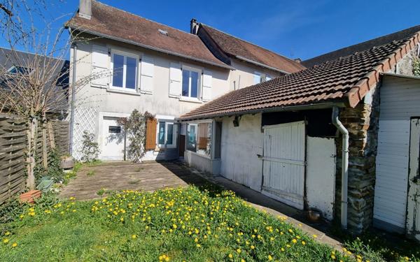 Maison à vendre    5 pièces • 98,78 m2 Saint-Yrieix-la-Perche