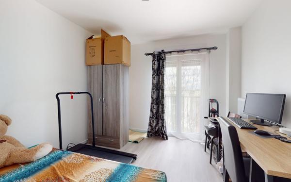 Appartement à vendre    3 pièces • 60,47 m2 Le Blanc-Mesnil