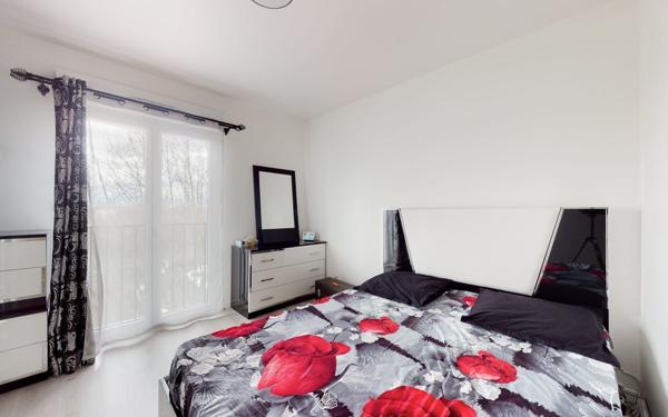 Appartement à vendre    3 pièces • 60,47 m2 Le Blanc-Mesnil