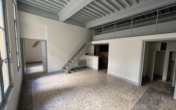 Appartement à vendre    2 pièces • 48,50 m2 Avignon