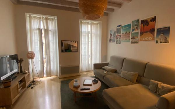 Appartement à vendre    3 pièces • 67,53 m2 Bordeaux