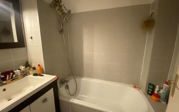 Appartement à vendre    3 pièces • 67,53 m2 Bordeaux