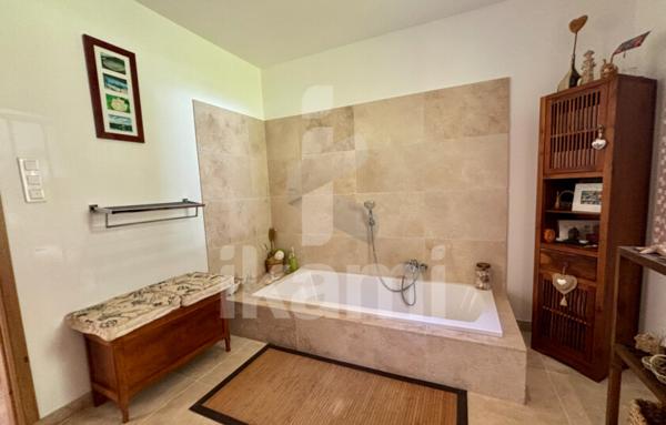 Maison de 241 m²