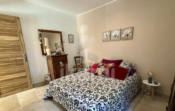 Maison de 241 m²