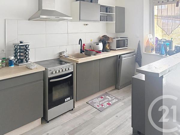 Immeuble à vendre  401 m 2   ELOYES  - 88