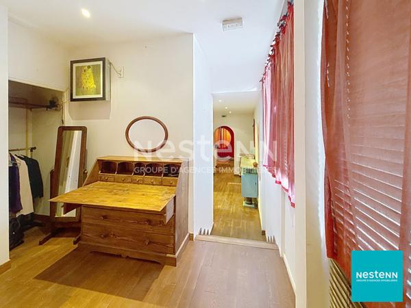 Centre ville de Feurs ancien local d'activité transformé en appartement 89,79 m2