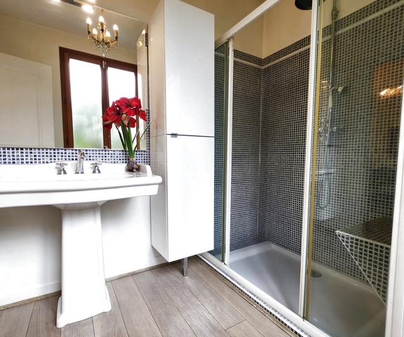 Puteaux (92800) Puteaux / Les Bergères - Triplex d'exception, climatisé, avec jardin privatif, garage et emplacement de parkin