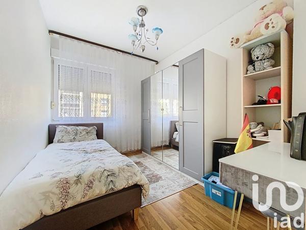 Maison 10 pièces de 430 m² à Farébersviller (57450)