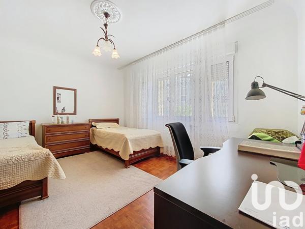 Maison 10 pièces de 430 m² à Farébersviller (57450)