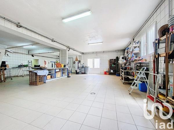 Maison 10 pièces de 430 m² à Farébersviller (57450)