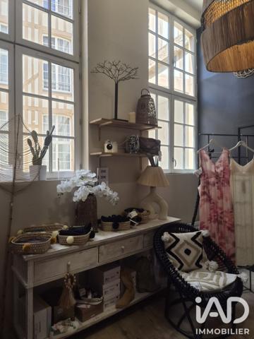 Habillement, Textile​ à vendre 80 m² Troyes