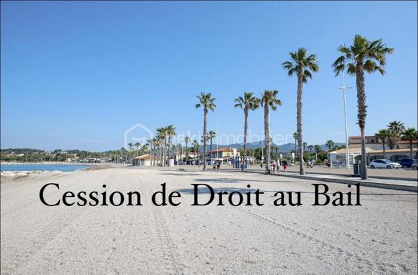 Local d activites de 60 m²