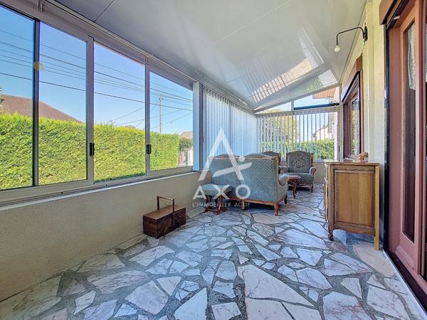 Maison de plain-pied avec jardin proche collège