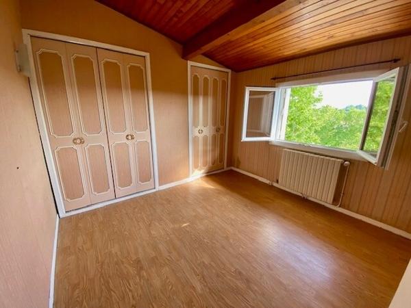 Valence sur Baïse / Grande maison de ville lumineuse avec jardin