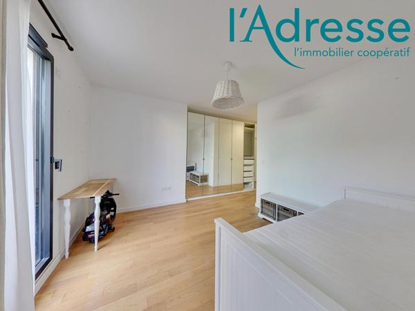 Grand appartement 4 pièces tout proche du RER A !