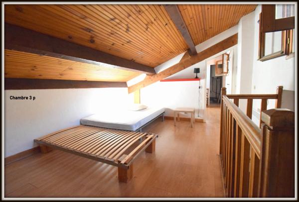 Deux appartements à Castellane, Gorges du Verdon VIDEO par Whatapp Visite jeudi 13/11 à 10h