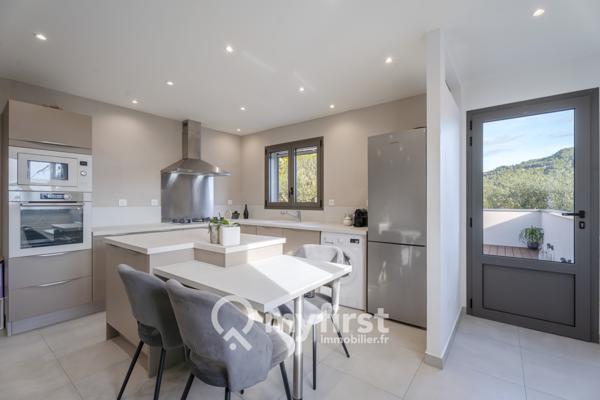 La Valette-du-Var (83160) Deux logements, une seule adresse : élégance et douceur de vivre à Baudouvin