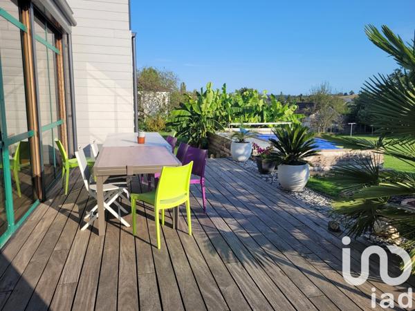 Maison 6 pièces de 146 m² à Luzy (58170)