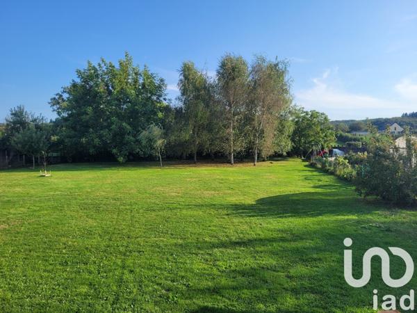 Maison 6 pièces de 146 m² à Luzy (58170)