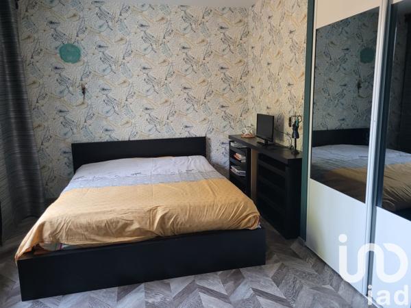 Maison 6 pièces de 146 m² à Luzy (58170)