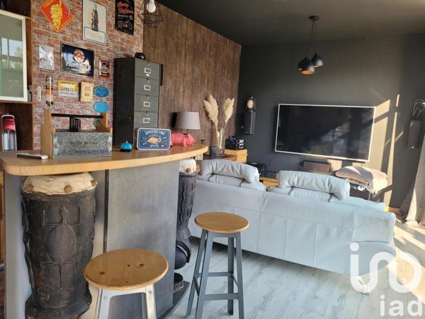 Maison 6 pièces de 146 m² à Luzy (58170)