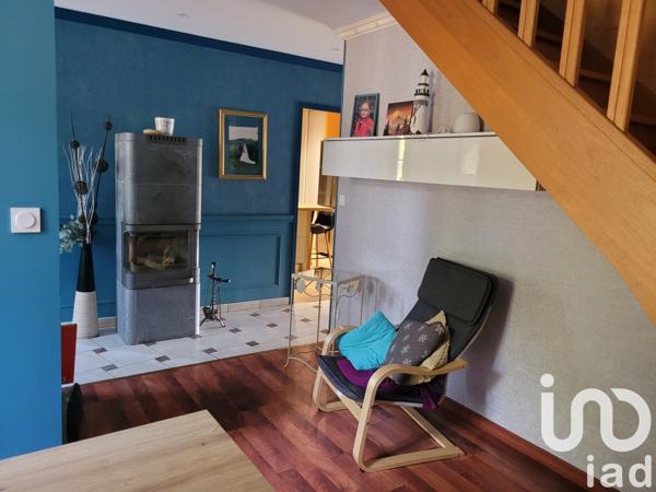 Maison 6 pièces de 146 m² à Luzy (58170)