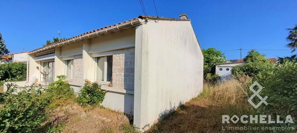 Maison  de plain-pied de 85 m2 avec deux chambres garage et jardin
