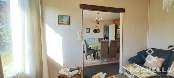 Maison  de plain-pied de 85 m2 avec deux chambres garage et jardin