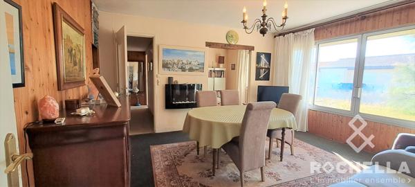 Maison  de plain-pied de 85 m2 avec deux chambres garage et jardin