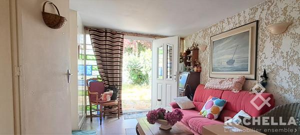 Maison  de plain-pied de 85 m2 avec deux chambres garage et jardin
