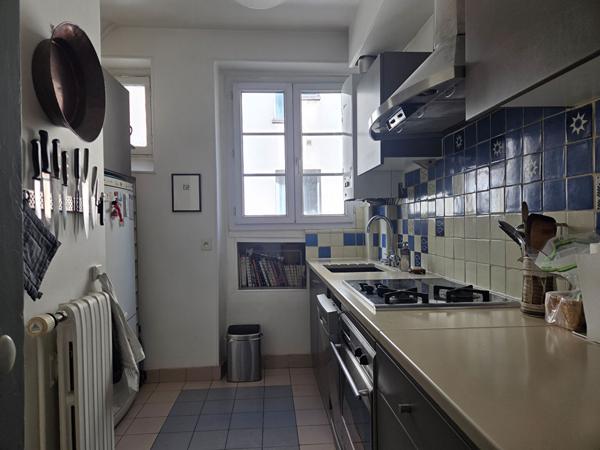 VIAGER OCCUPÉ -Paris 10e -Canal Saint-Martin / République