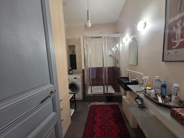 VIAGER OCCUPÉ -Paris 10e -Canal Saint-Martin / République