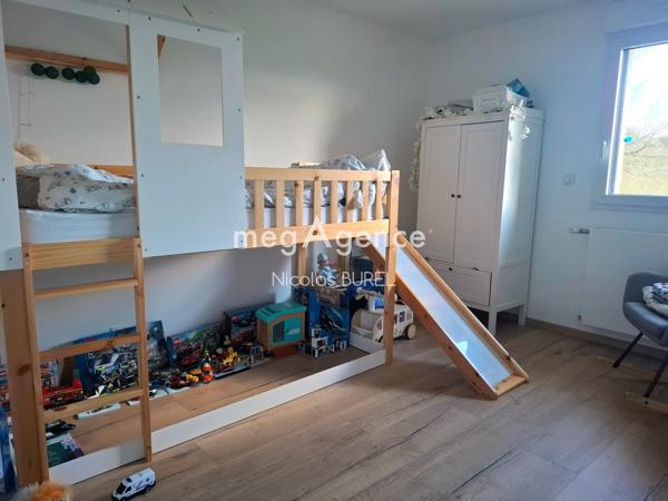Maison à MARTIGNE-SUR-MAYENNE, 53470 - 7 pièces 132m²