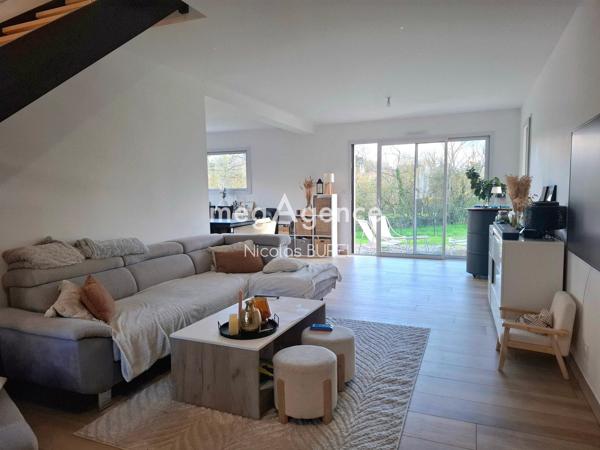 Maison à MARTIGNE-SUR-MAYENNE, 53470 - 7 pièces 132m²