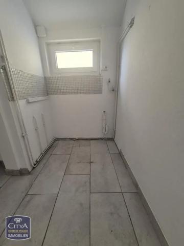 Maison à louer 3 pièces 79.55m² Maubeuge (59600)