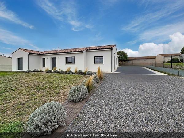 EXCLUSIVITE Maison  de plain pied à 5 mn de PONS 17800 5 pièce(s) 128 m2