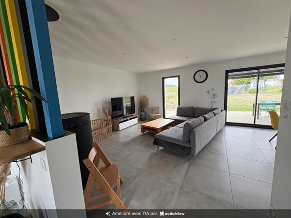 EXCLUSIVITE Maison  de plain pied à 5 mn de PONS 17800 5 pièce(s) 128 m2