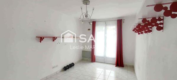 PROCHE GARE DE VERNOU LA CELLE SUR SEINE - ACCES A PIED